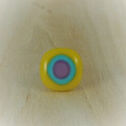 Magnifique bague dont le verre est fabriqué à la main au sein de mon atelier, montée sur une bague légèrement réglable en Argent 925.