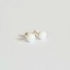 Clous oreilles blanc atelier LouPi Verre les Perles du Golfe du Morbihan